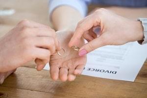 North Aurora uncontested divorce attorney